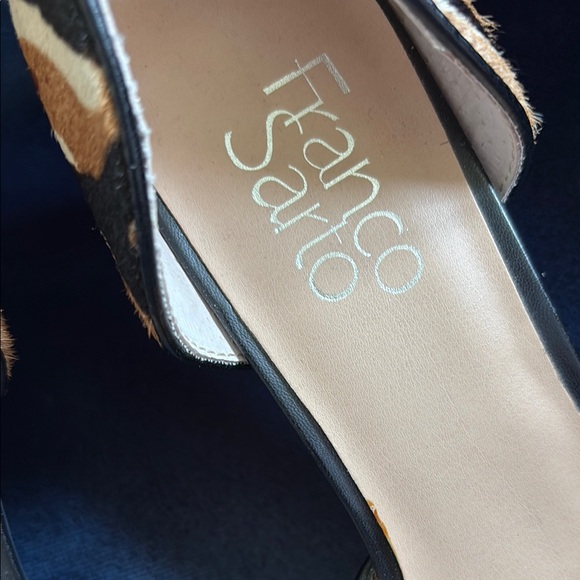 Franco Sarto Daisi Animal Print Pointed Toe Heels Leather & Fur - Picture 2 of 12